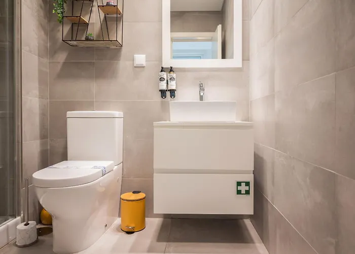 Appartement Golden Factory Downtown, Terrace And Ac Oporto