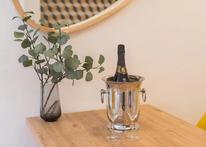 Appartement Golden Factory Downtown, Terrace And Ac Oporto