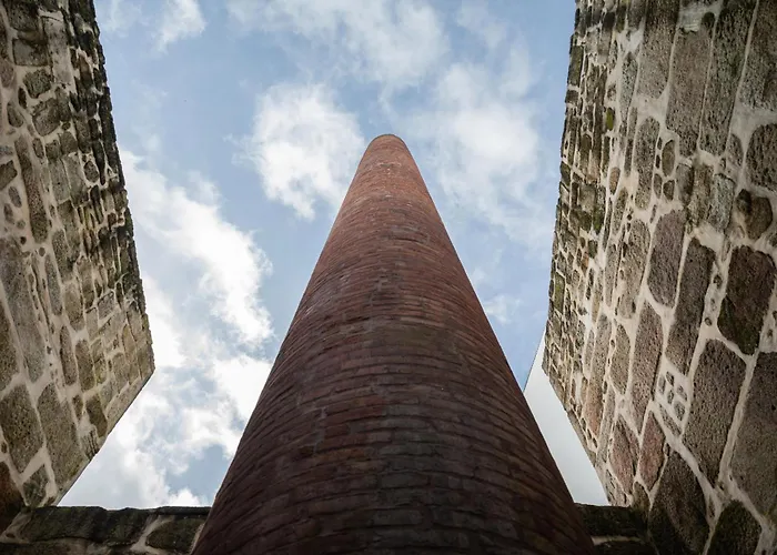 Golden Factory Downtown, Terrace And Ac *