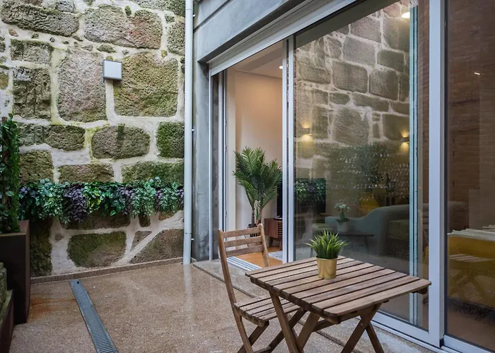 Golden Factory Downtown, Terrace And Ac Daire *